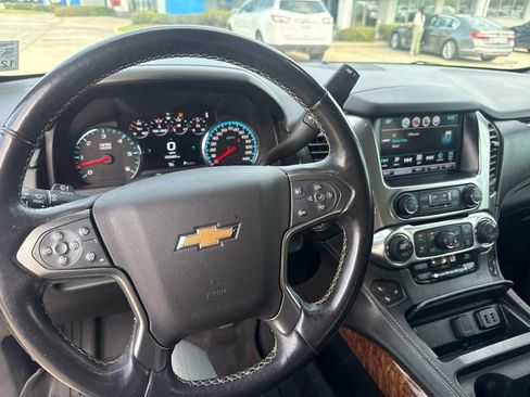 Used 2020 Chevrolet Tahoe Premier w/ RST 6.2L Performance Edition RWD image 14