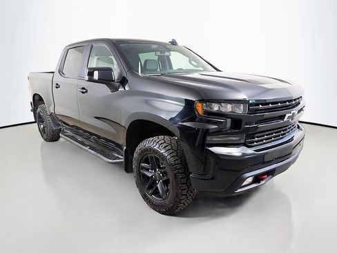 Used 2019 Chevrolet Silverado 1500 LT Trail Boss AWD/4WD image 4