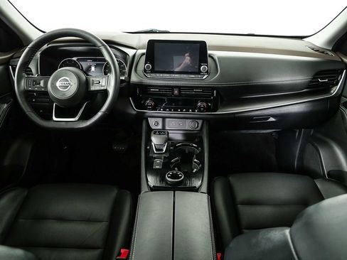 Used 2021 Nissan Rogue SV w/ Premium Package image 19