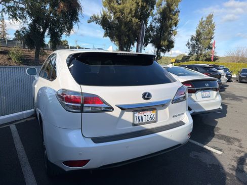 Used 2015 Lexus RX 450h FWD image 4