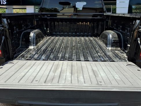 Used 2024 GMC Sierra 1500 Pro w/ Graphite Edition AWD/4WD image 18