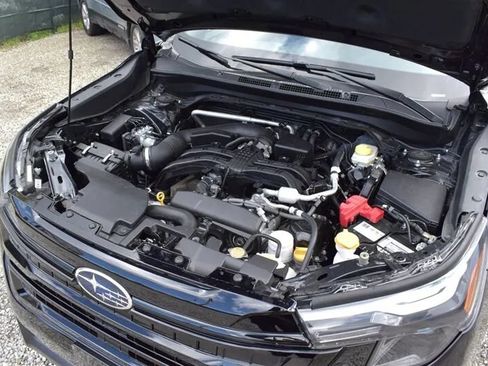 Used 2025 Subaru Forester Sport AWD/4WD image 34