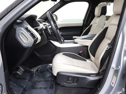 Used 2019 Land Rover Range Rover Sport Supercharged image 17