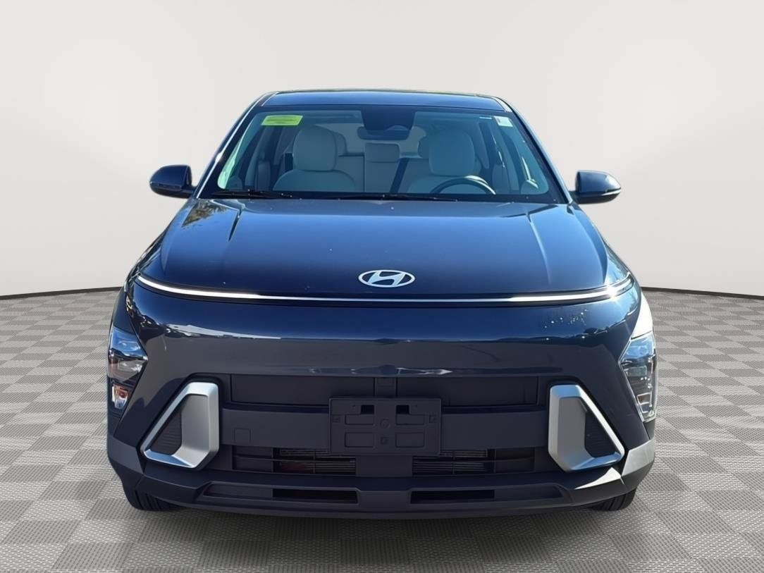 Used 2026 Hyundai Kona SE AWD/4WD image 2