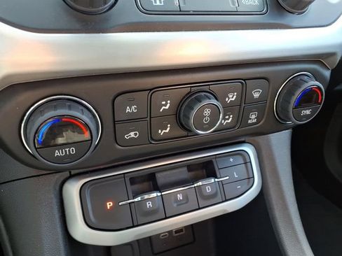 Used 2023 GMC Acadia SLE w/ Driver Convenience Package AWD/4WD image 24