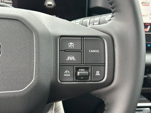 New 2026 Toyota RAV4 XSE w/ Panoramic Sun Roof Package AWD/4WD image 29