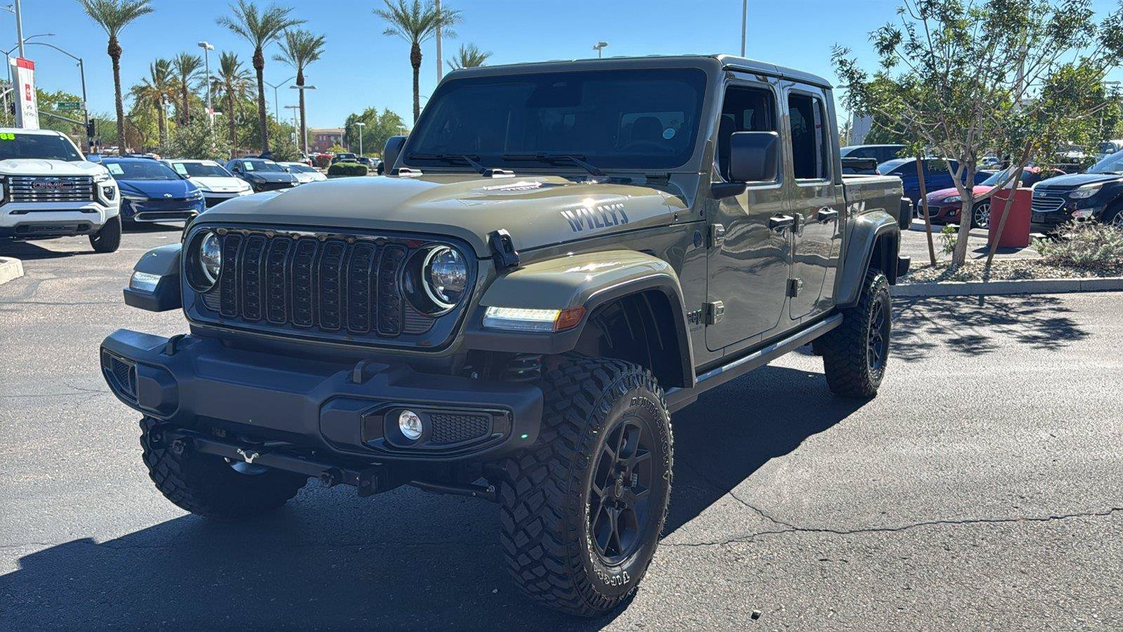 Used 2026 Jeep Gladiator Sport AWD/4WD image 4