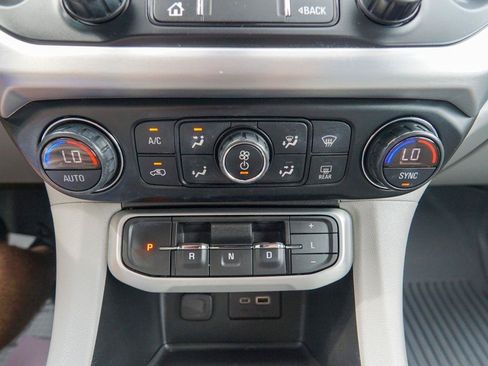 Used 2021 GMC Acadia SLE w/ Driver Convenience Package AWD/4WD image 28