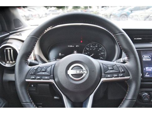 Used 2023 Nissan Kicks SR w/ SR Premium Package FWD image 13
