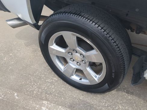 Used 2018 Chevrolet Silverado 1500 LT w/ Texas Edition RWD image 22