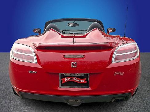 Used 2009 Saturn Sky w/ Premium Trim Package image 5