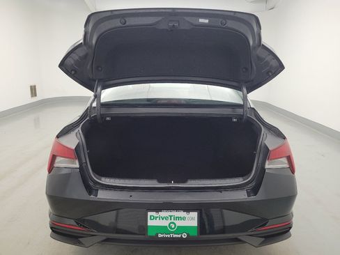 Used 2023 Hyundai Elantra SE FWD image 29