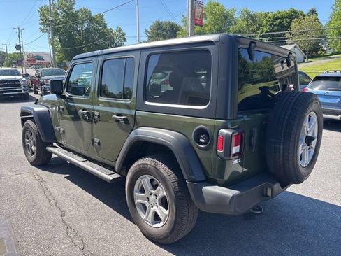 Used 2021 Jeep Wrangler Unlimited Sport AWD/4WD image 4