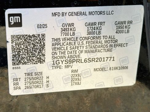 Used 2025 Cadillac Escalade ESV Sport w/ Touring Package AWD/4WD image 35