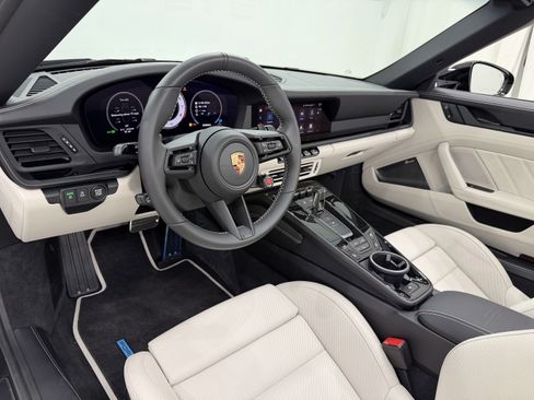 Certified 2026 Porsche 911 Carrera 4S AWD/4WD image 4