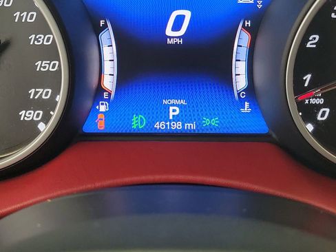 Used 2020 Maserati Levante image 27