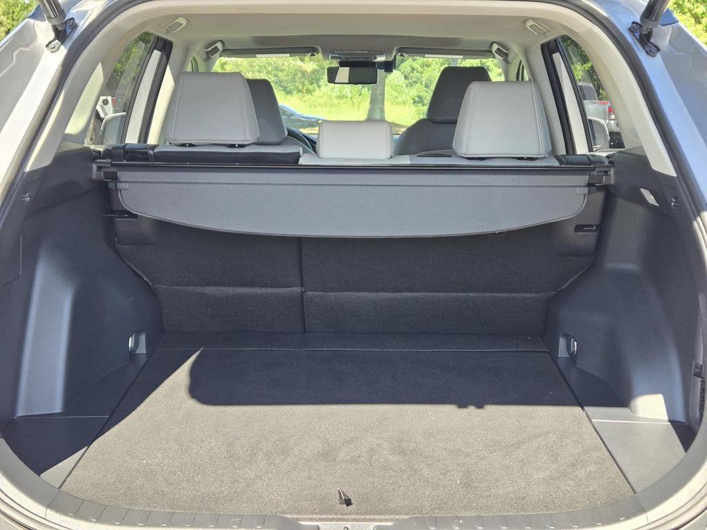 Used 2019 Toyota RAV4 Limited FWD image 10