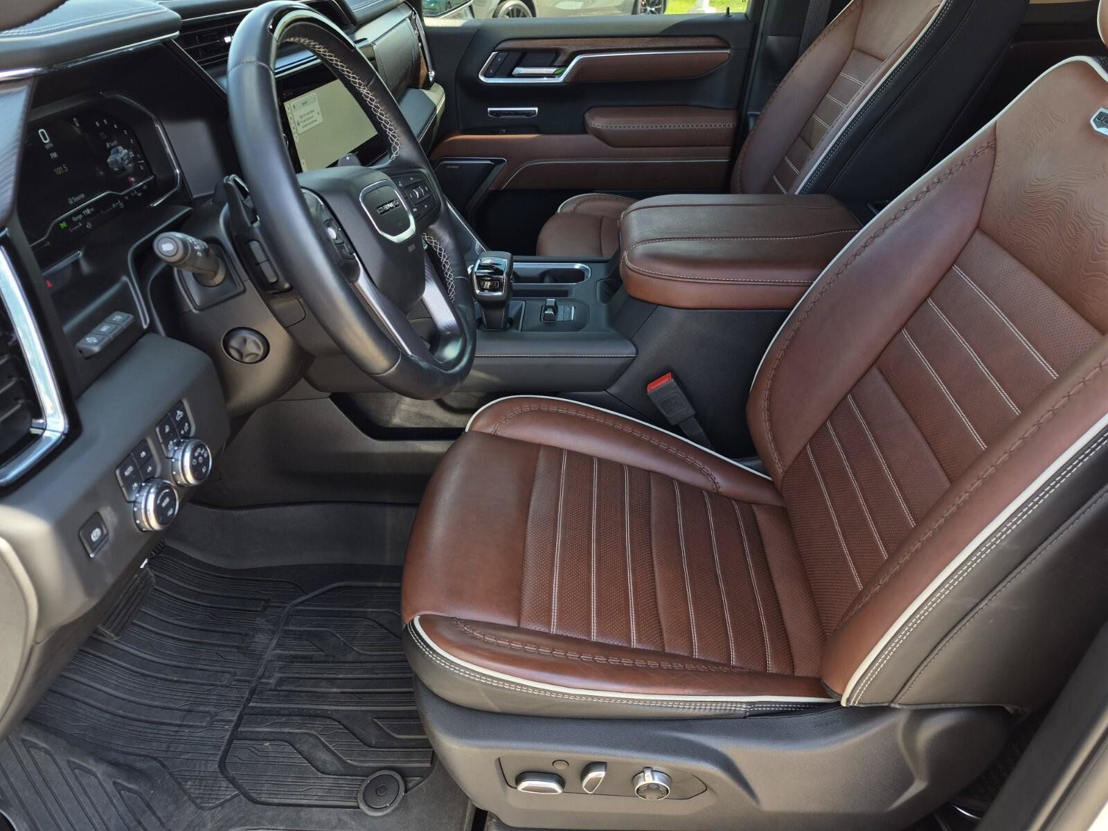 Used 2025 GMC Sierra 1500 Denali Ultimate AWD/4WD image 16