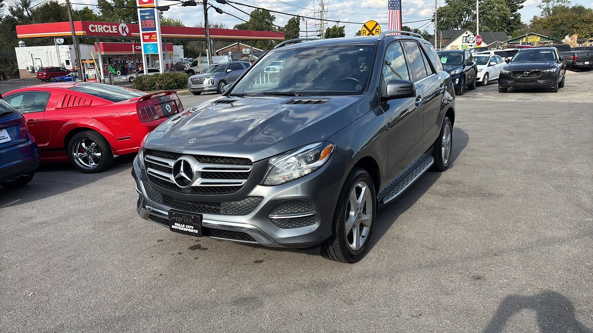 Used 2018 Mercedes-Benz GLE 350 4MATIC image 3