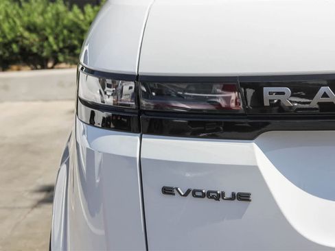 New 2026 Land Rover Range Rover Evoque S image 7