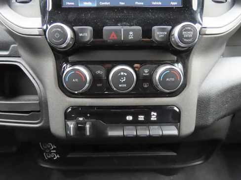 Used 2023 RAM 3500 Tradesman AWD/4WD image 23