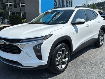 New 2025 Chevrolet Trax LT