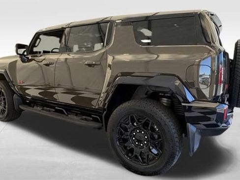 Used 2024 GMC Hummer EV 2X w/ LPO, Illumination Package AWD/4WD image 2