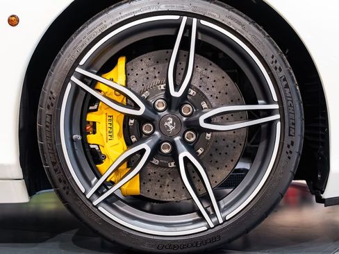 Certified 2015 Ferrari 458 Speciale A RWD image 15