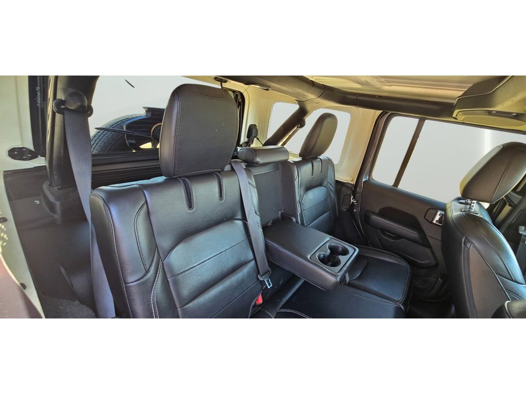 Used 2021 Jeep Wrangler Unlimited Sahara AWD/4WD image 20
