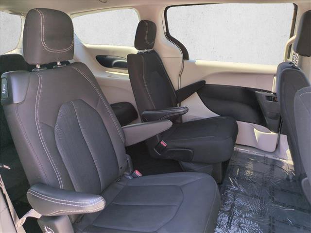 Used 2023 Chrysler Voyager LX FWD image 19