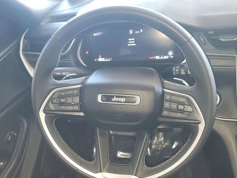 Certified 2024 Jeep Grand Cherokee L Laredo AWD/4WD image 14