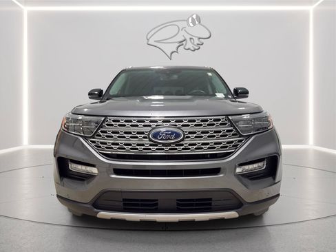 Used 2023 Ford Explorer Limited w/ Equipment Group 301A AWD/4WD image 9
