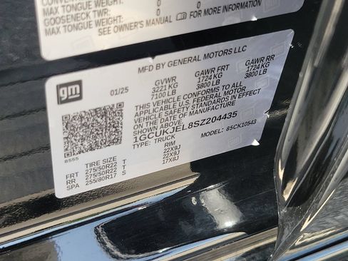 Used 2025 Chevrolet Silverado 1500 High Country AWD/4WD image 30