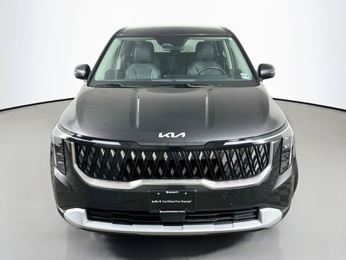 Certified 2026 Kia Carnival FWD image 2