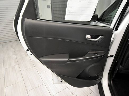 Used 2020 Hyundai Kona Ultimate AWD/4WD image 15