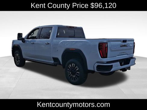 New 2026 GMC Sierra 2500 Denali Ultimate w/ Max Trailering Package image 4