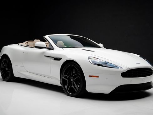 Used 2016 Aston Martin DB9 GT image 84