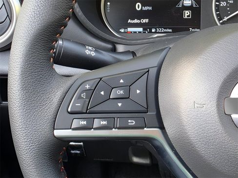 New 2025 Nissan Versa SR w/ Trunk Package image 19