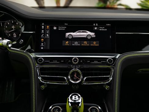 Used 2024 Bentley Flying Spur S V8 image 33