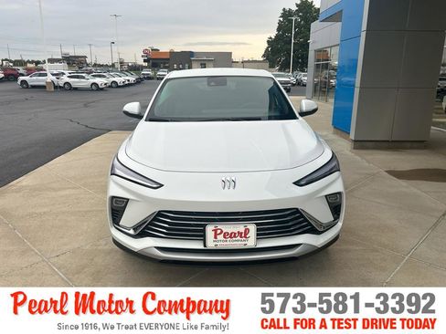 New 2026 Buick Envista Preferred w/ Convenience I Package image 2