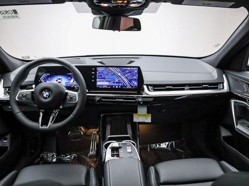 New 2026 BMW X2 xDrive28i w/ Technology Package image 13