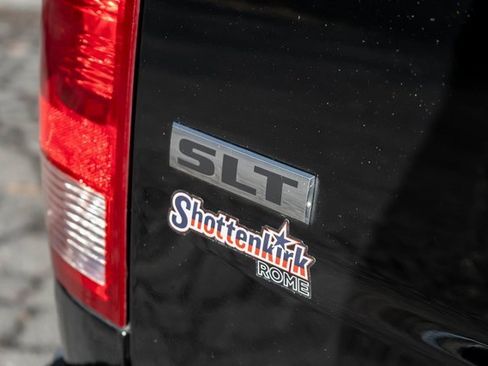 Used 2024 RAM 1500 Classic SLT image 13