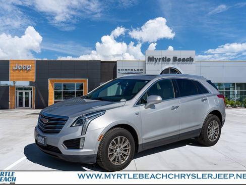 Used 2017 Cadillac XT5 Luxury w/ Driver Awareness Package image 1