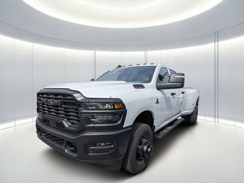 New 2026 RAM 3500 Tradesman AWD/4WD image 6