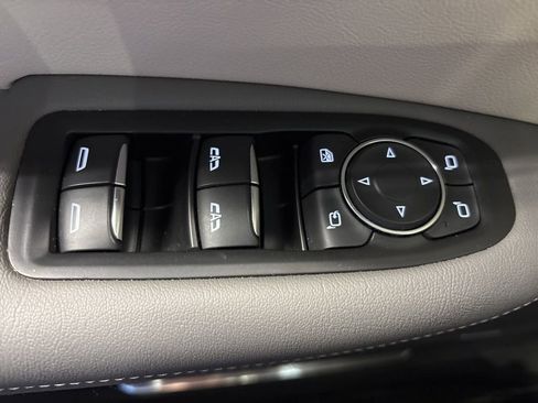 Used 2022 Cadillac XT5 Premium Luxury image 26