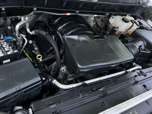 Used 2019 Chevrolet Silverado 1500 W/T w/ WT Convenience Package AWD/4WD image 16