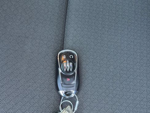Used 2025 Buick Encore GX Preferred AWD/4WD image 24