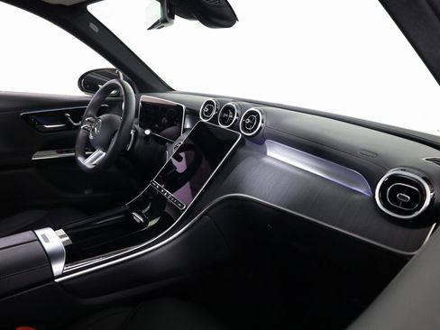 Certified 2025 Mercedes-Benz GLC 300 4MATIC image 43