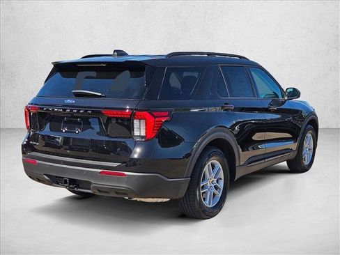 New 2026 Ford Explorer Active image 2