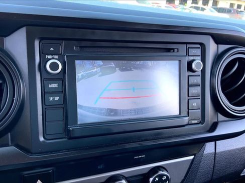Used 2019 Toyota Tacoma SR w/ SR Convenience Package RWD image 23